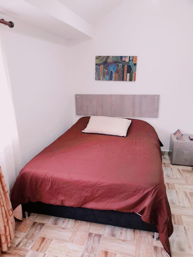 Hospedaje Sary House Богота Экстерьер фото