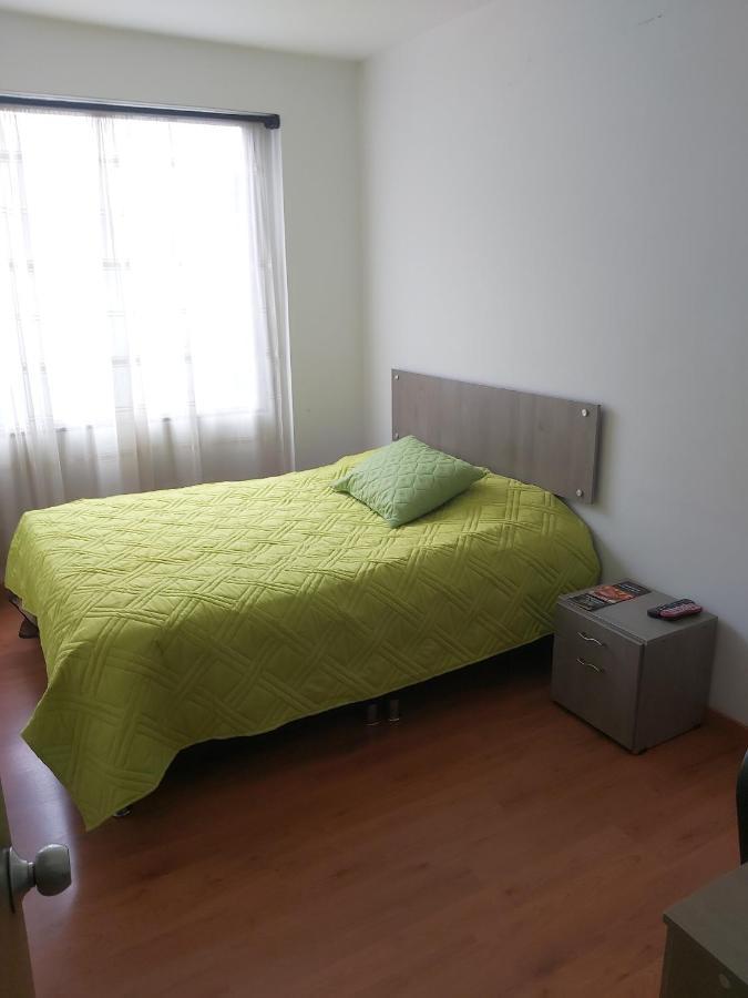 Hospedaje Sary House Богота Экстерьер фото