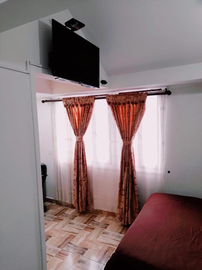 Hospedaje Sary House Богота Экстерьер фото