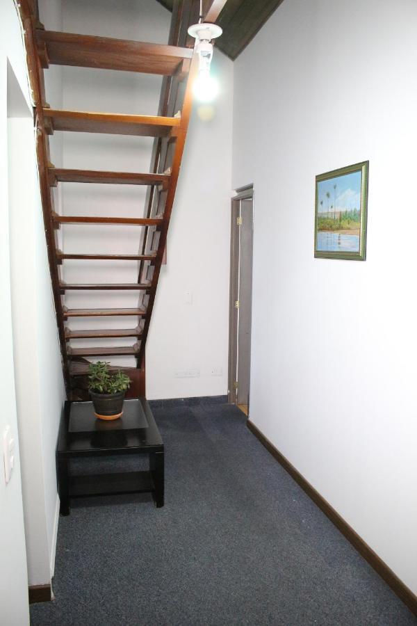Hospedaje Sary House Богота Экстерьер фото