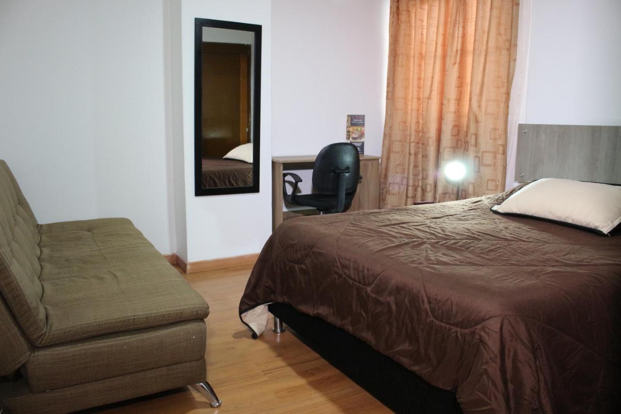 Hospedaje Sary House Богота Экстерьер фото