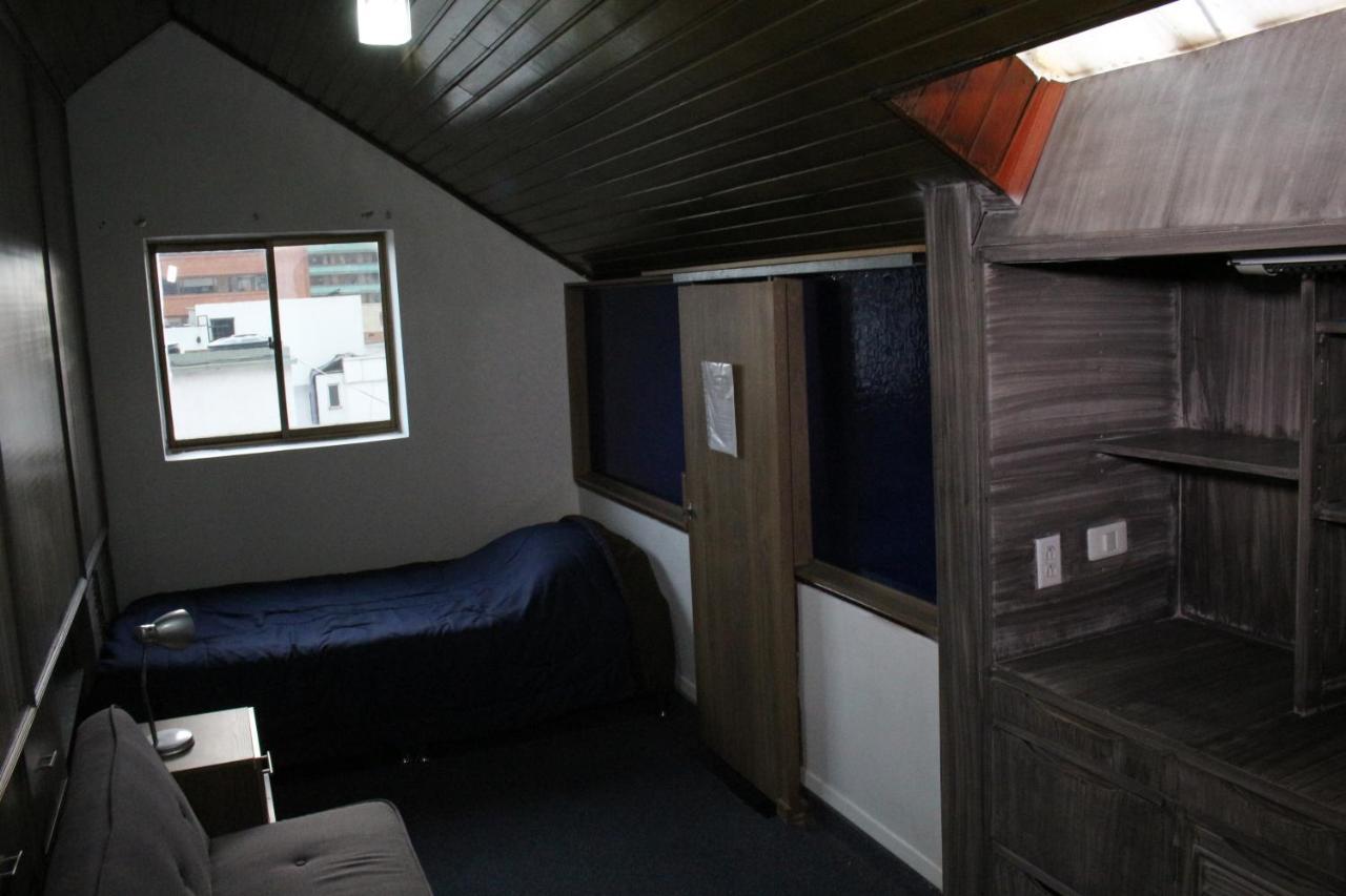 Hospedaje Sary House Богота Экстерьер фото